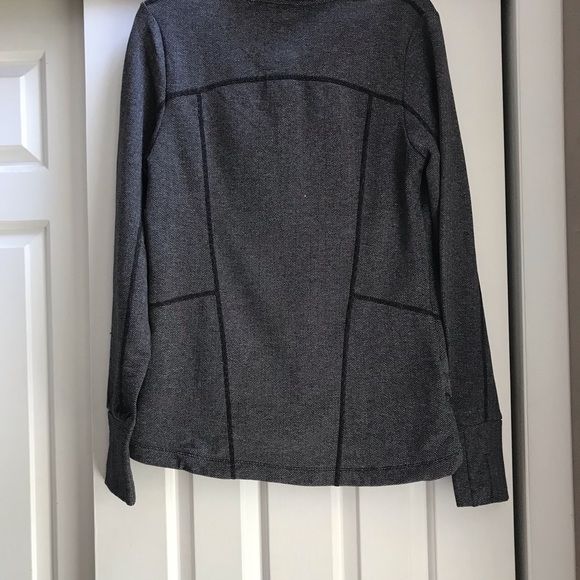 Fleece gray jacket with thumb holes! - Picture 5 of 6